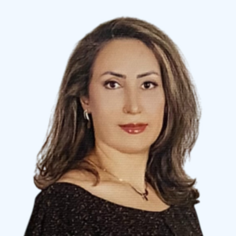 Maryam Taheri headshot