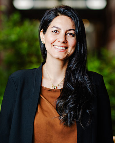 Homa-Kheyrollah headshot