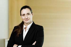 Headshot of Leila Mostaço-Guidolin