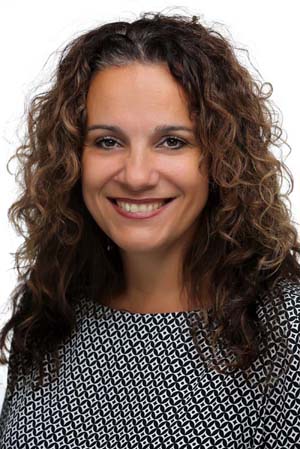 Headshot of Aliki Thomas